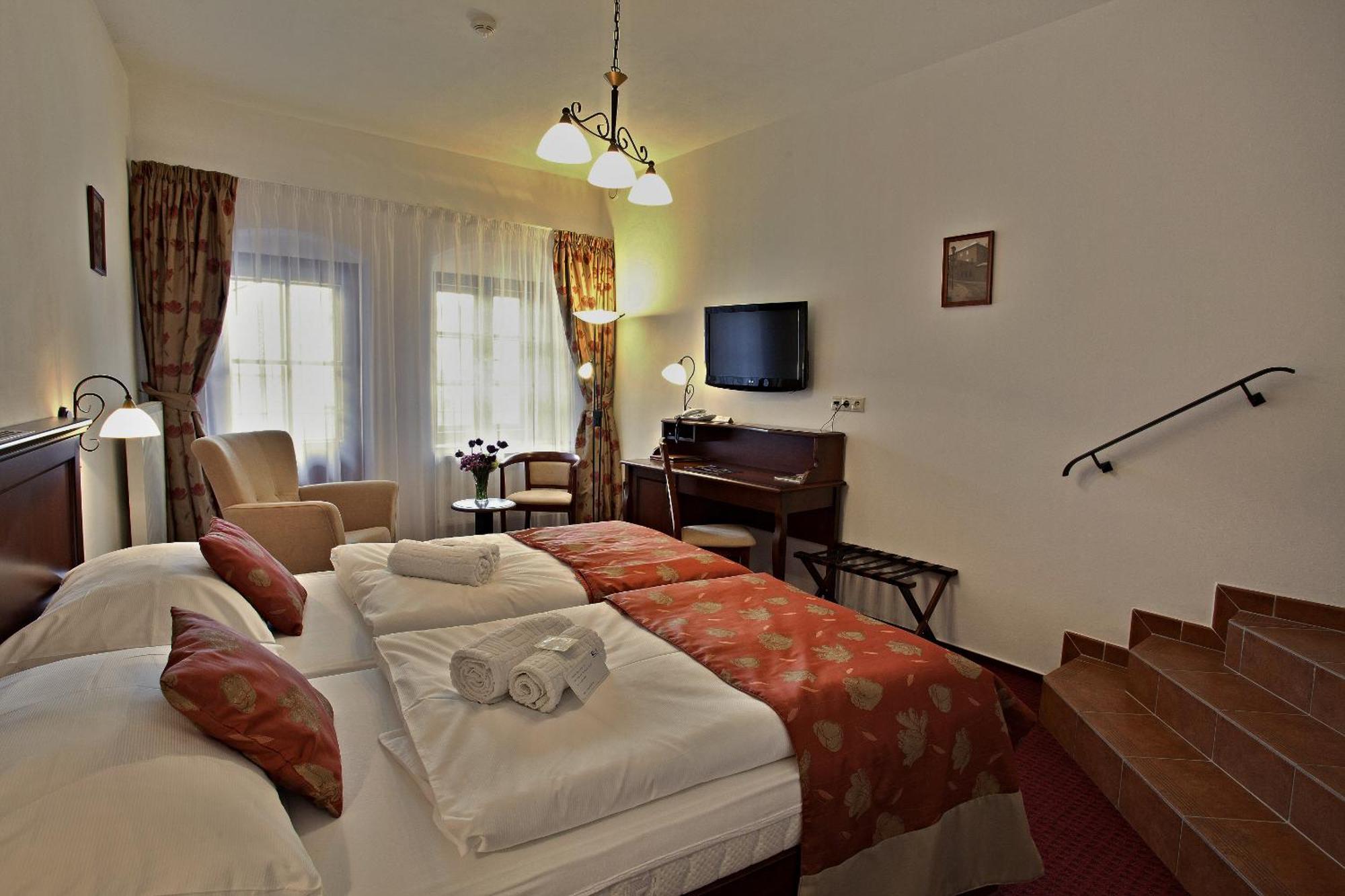 Hotel Joseph 1699 Třebíč Exterior foto